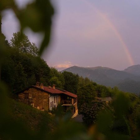 Iduevagamondi - Ospitalita Rurale Famigliare Di Montagna Bed and Breakfast Chiusa di Pesio Buitenkant foto